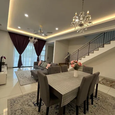 Homestay 3Br Near Setia Alam Shah Alam Exterior photo