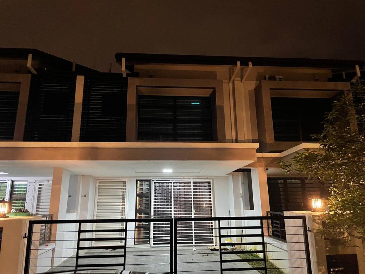 3br Near Setia Alam Holiday home Shah Alam